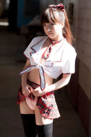 91国拍精品色嫩亚洲一区偷拍_DVD日本电影免费